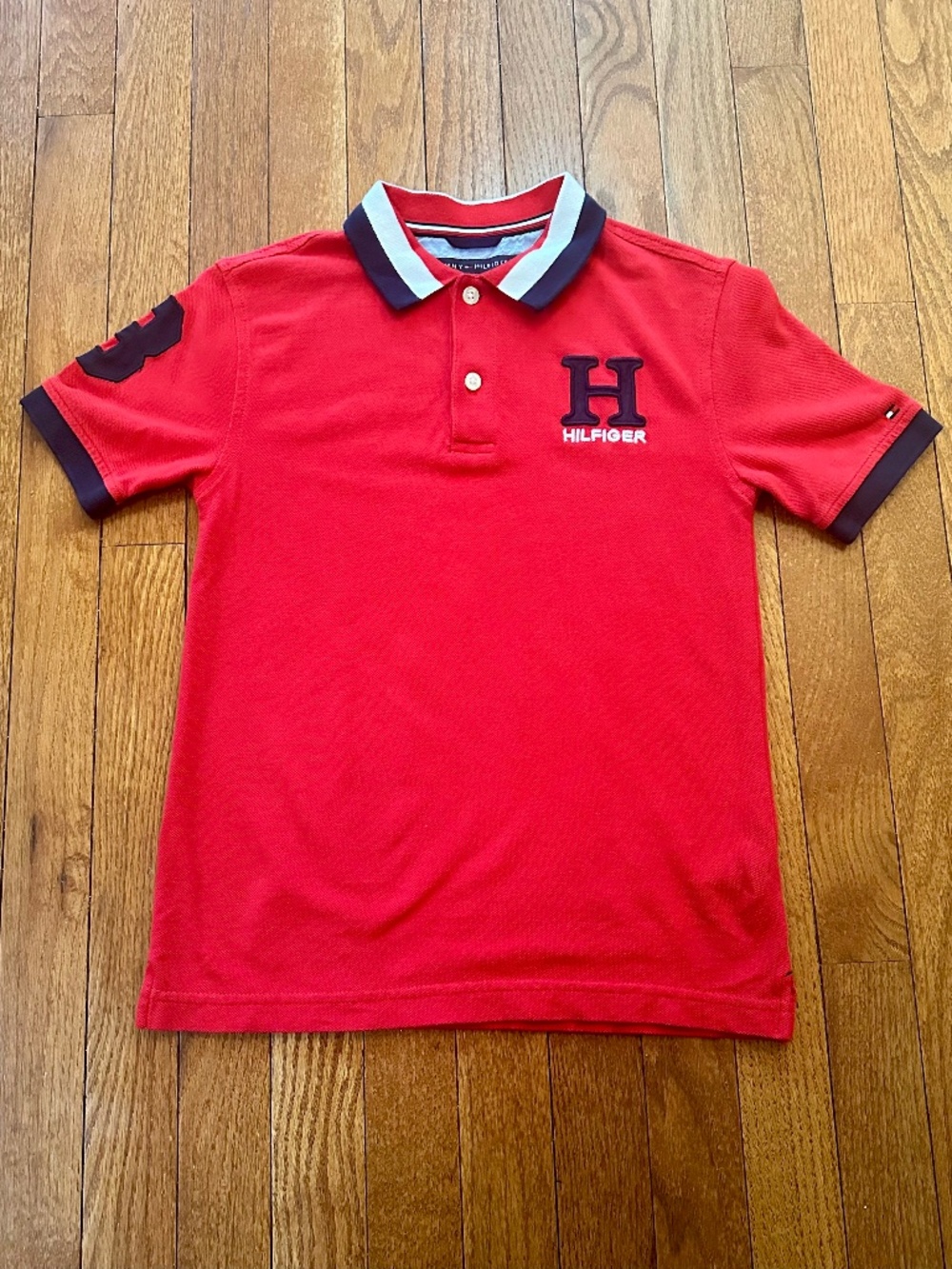 ommy Hilfiger Boys Red Polo Shirt Logo Short Sleeve Size 8/10 Classic Fit